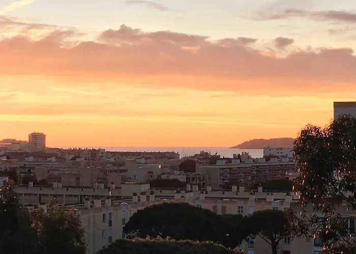 Contemporain, Balcon Avec Apercu Sainte-Maxime